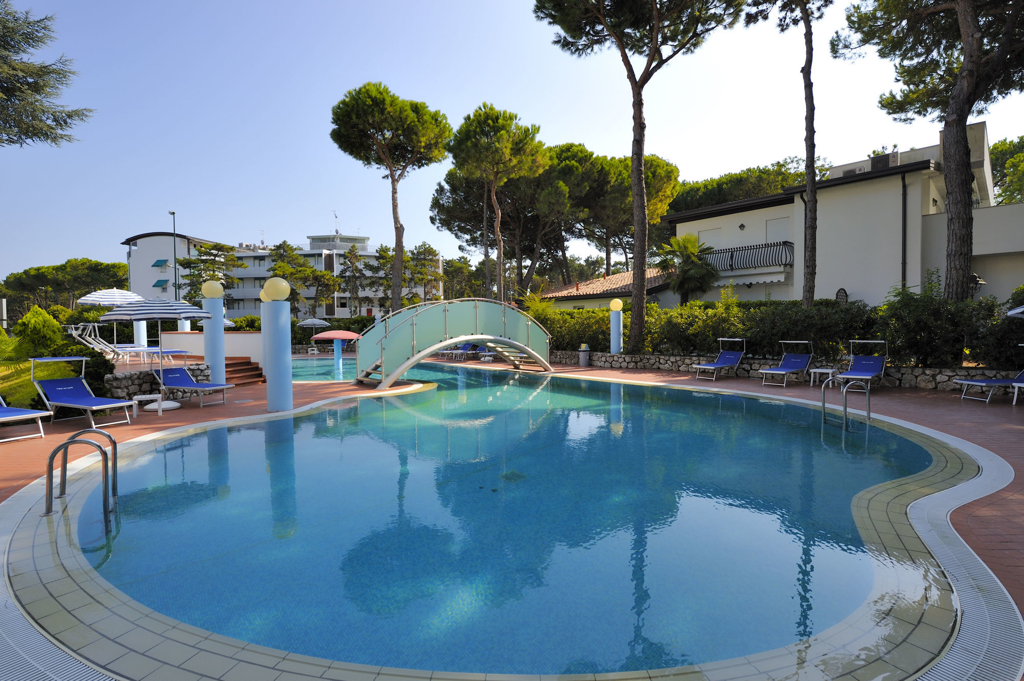 Hotel Vina De Mar Lignano Sabbiadoro Kültér fotó